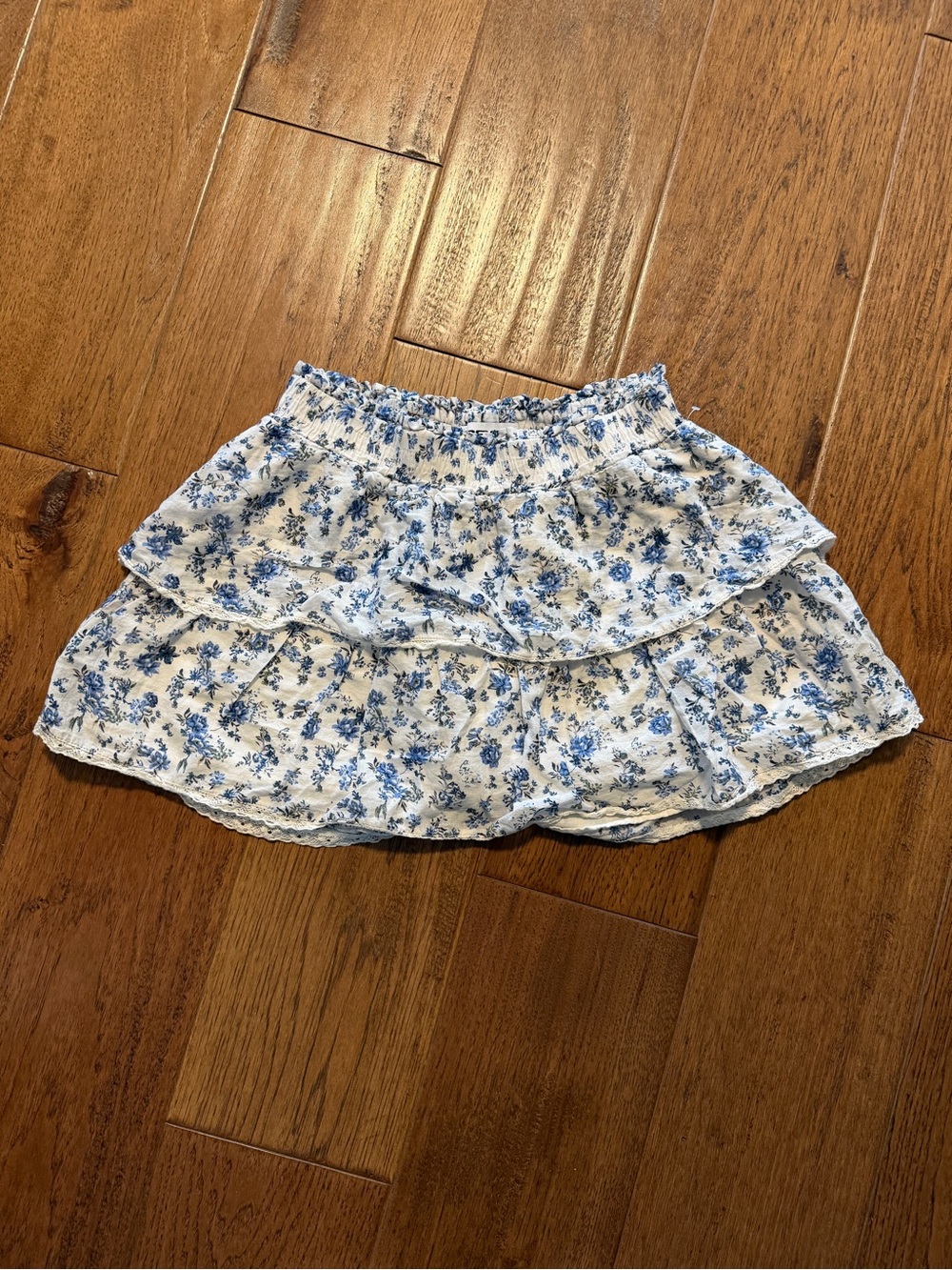 RSQ Blue & White Floral Tiered Mini Skirt